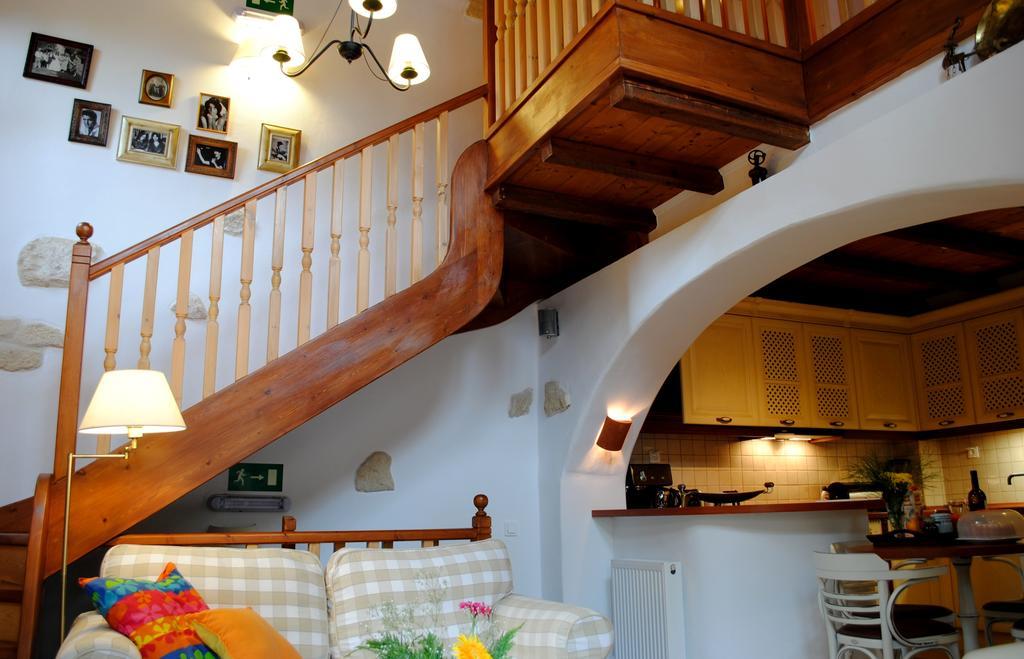 Rock House'S Villa Melody Platanias Room photo